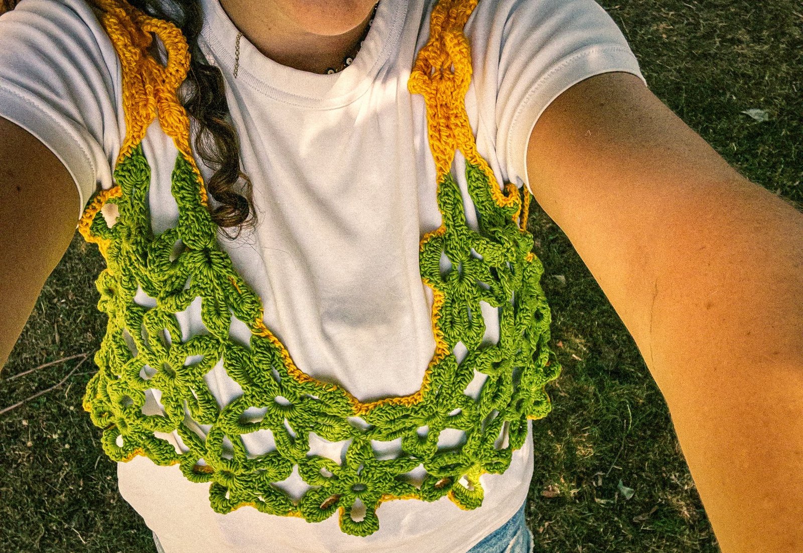 Pensa Tejidos — Green Flower Top